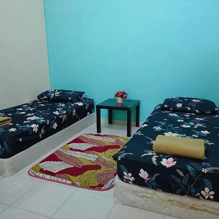 D'Q Putra Homestay Melaka Eksteriør bilde